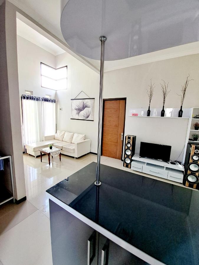 באטו Villa Petit Tour מראה חיצוני תמונה
